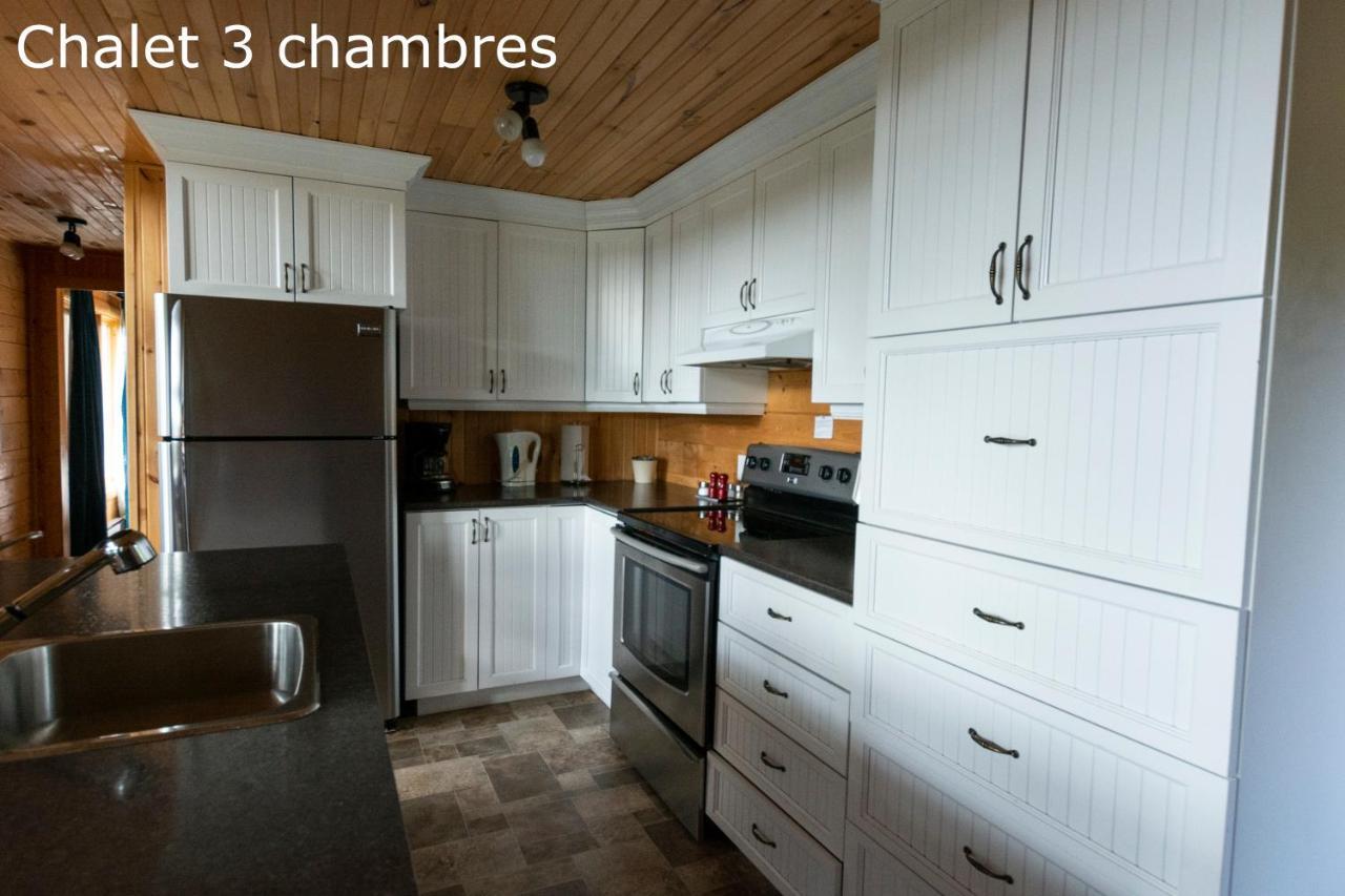 Chalets Et Spa Lac Saint-Jean Чемборд Екстер'єр фото