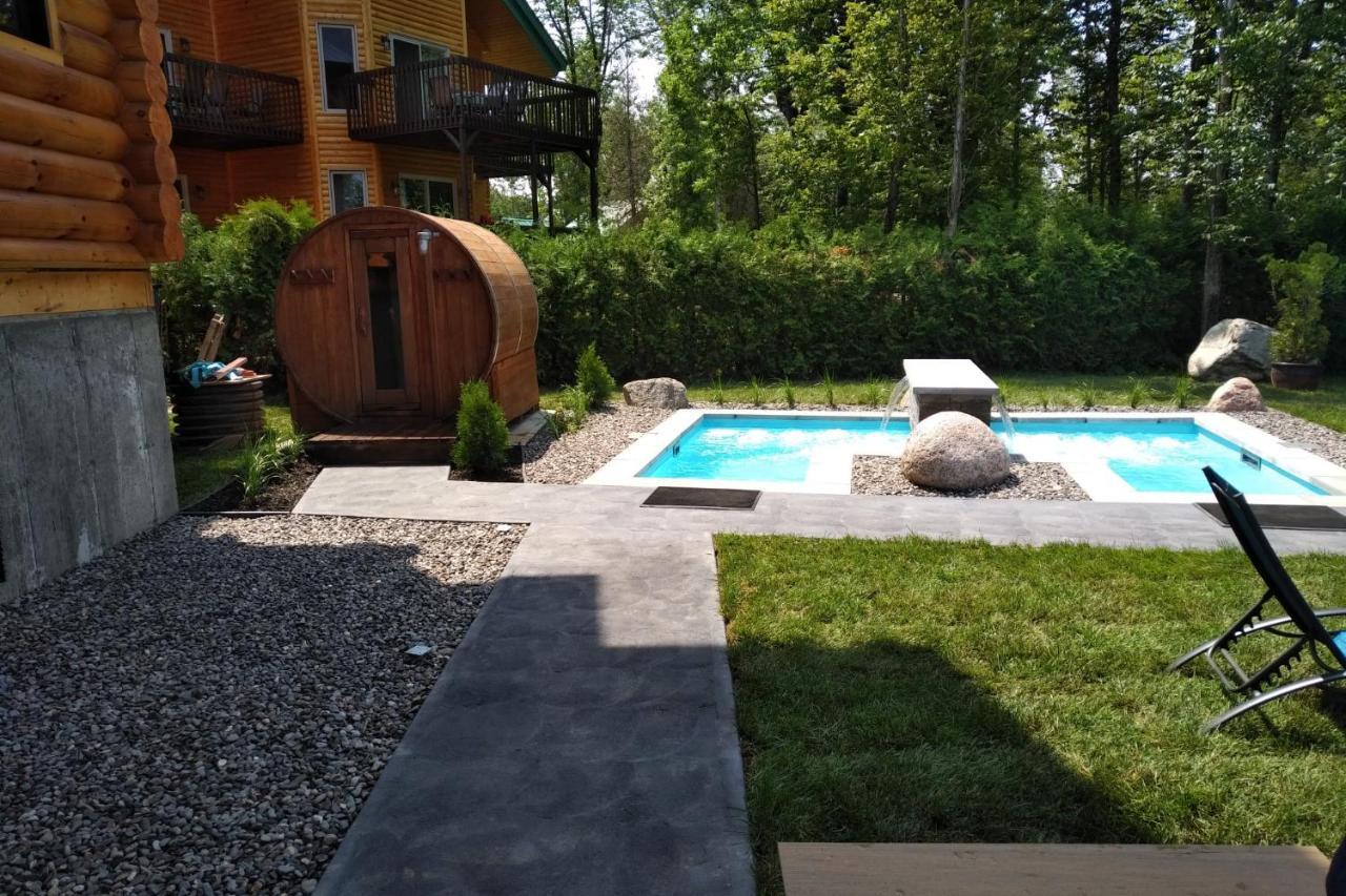 Chalets Et Spa Lac Saint-Jean Чемборд Екстер'єр фото
